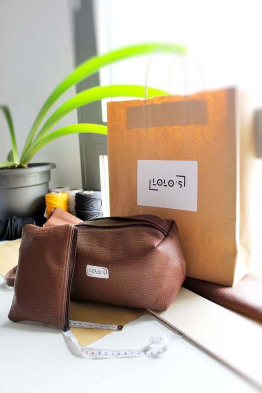 BOLSO DE MANO