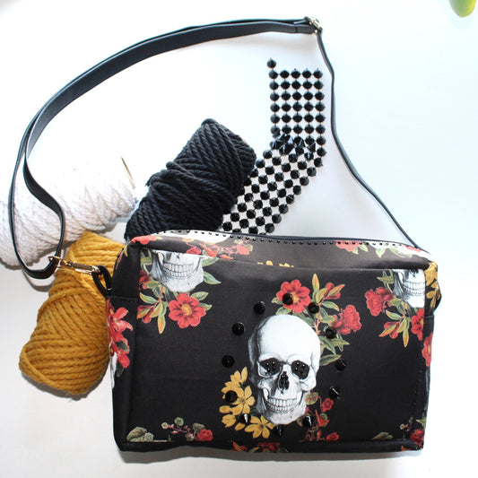 BOLSO DE MANO