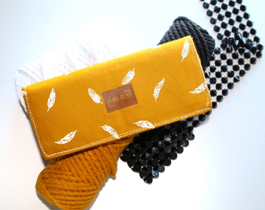 CARTERA DE MANO DE TELA